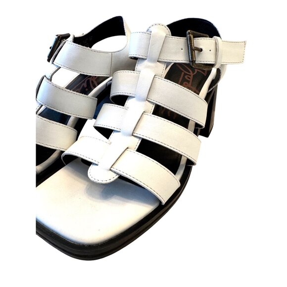 Zodiac Joleen White Strap Sandal Size 8.5 EU 39 NWOB 3" Chunky Heel - Picture 2 of 10